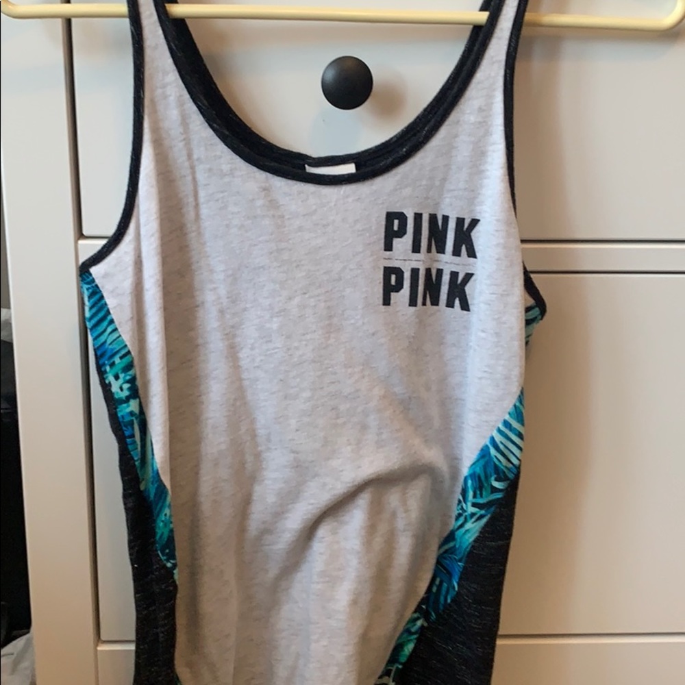 VS PINK TANK